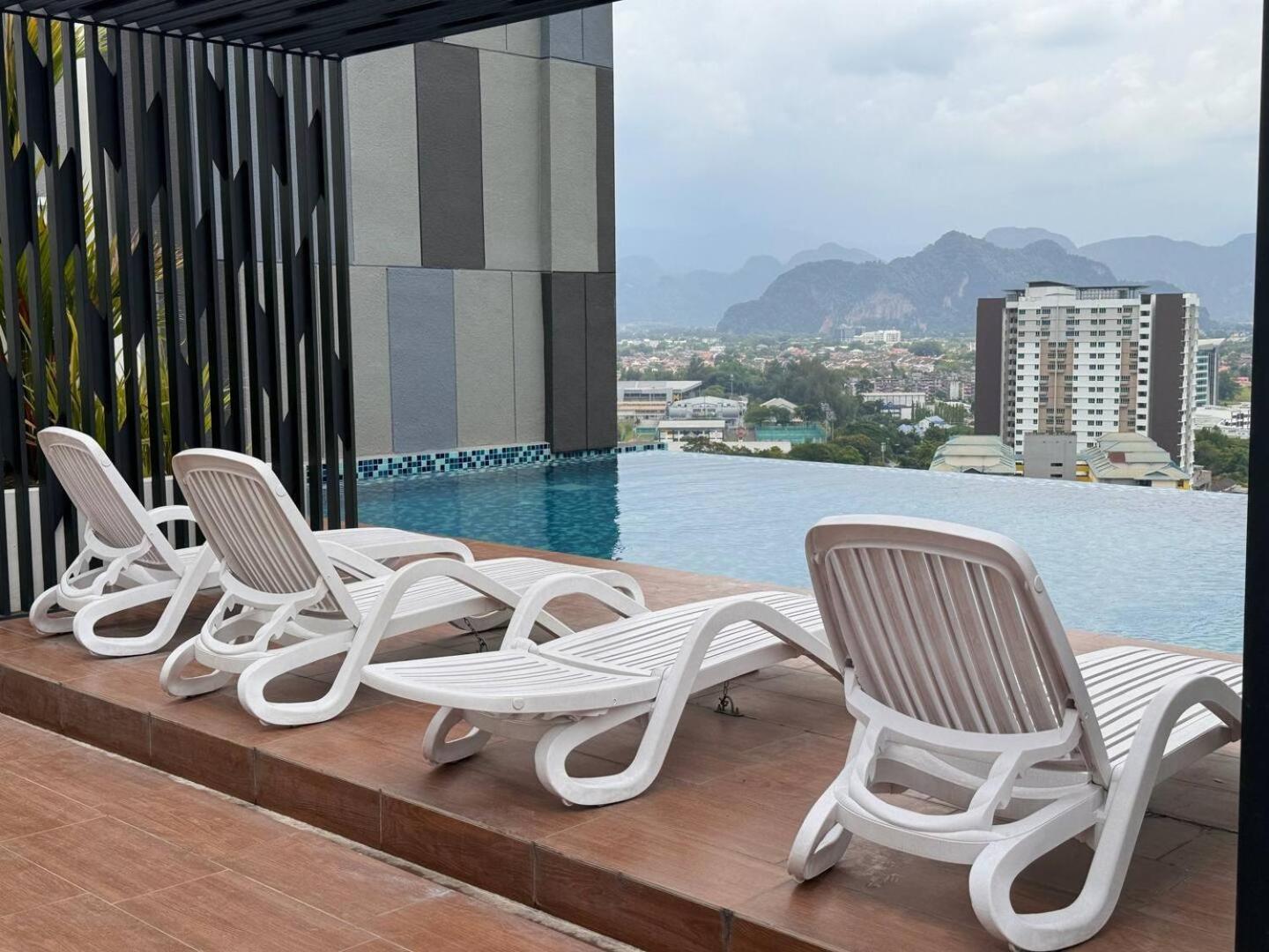 Jomstay - Horizon Suites Ipoh Town Skypool מראה חיצוני תמונה